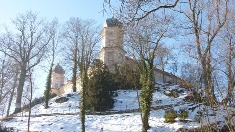 Zámek v Mníšku pod Brdy otevírá prohlídky na Silvestra i na Nový rok
